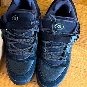 BAD BUNNY ADDIDAS USED GOOD CONDITION STEAL !!
